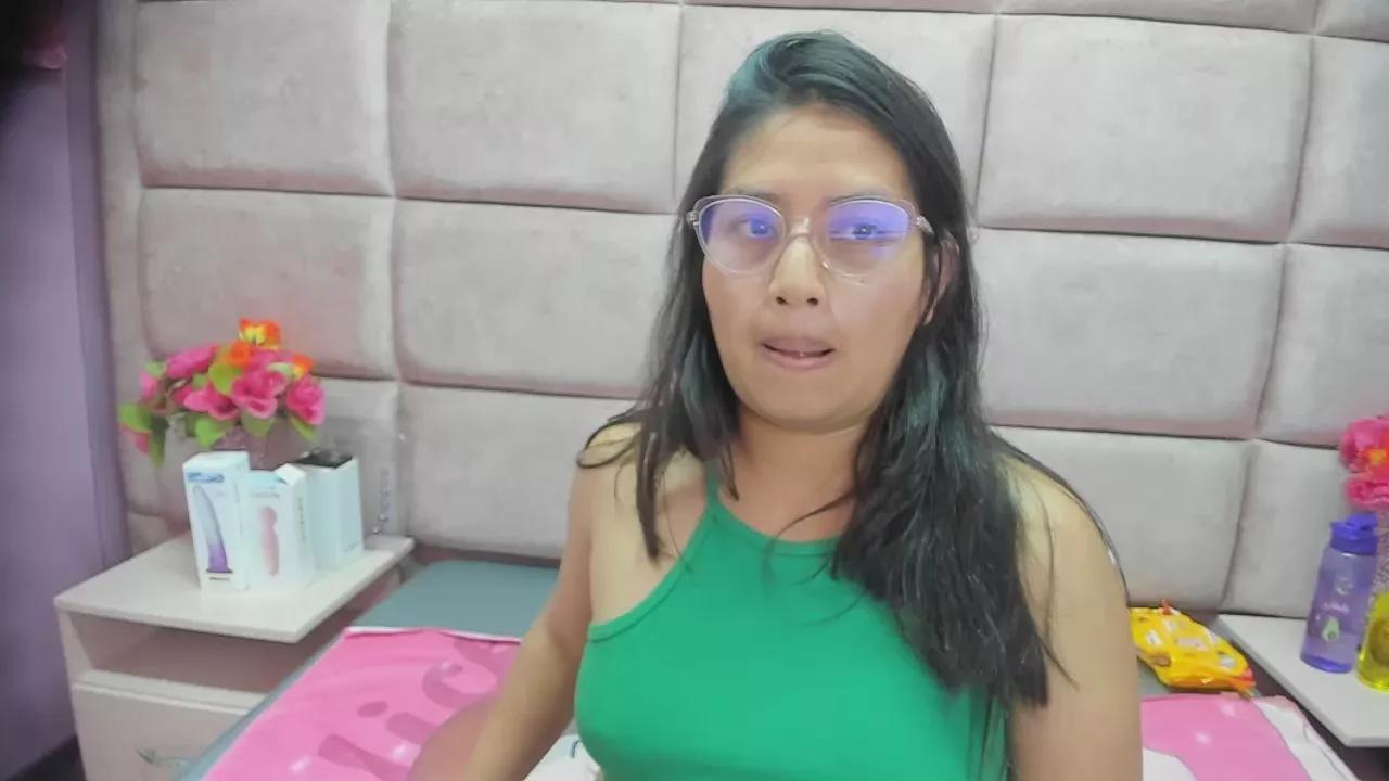 Miaa_Smith on Cam4 