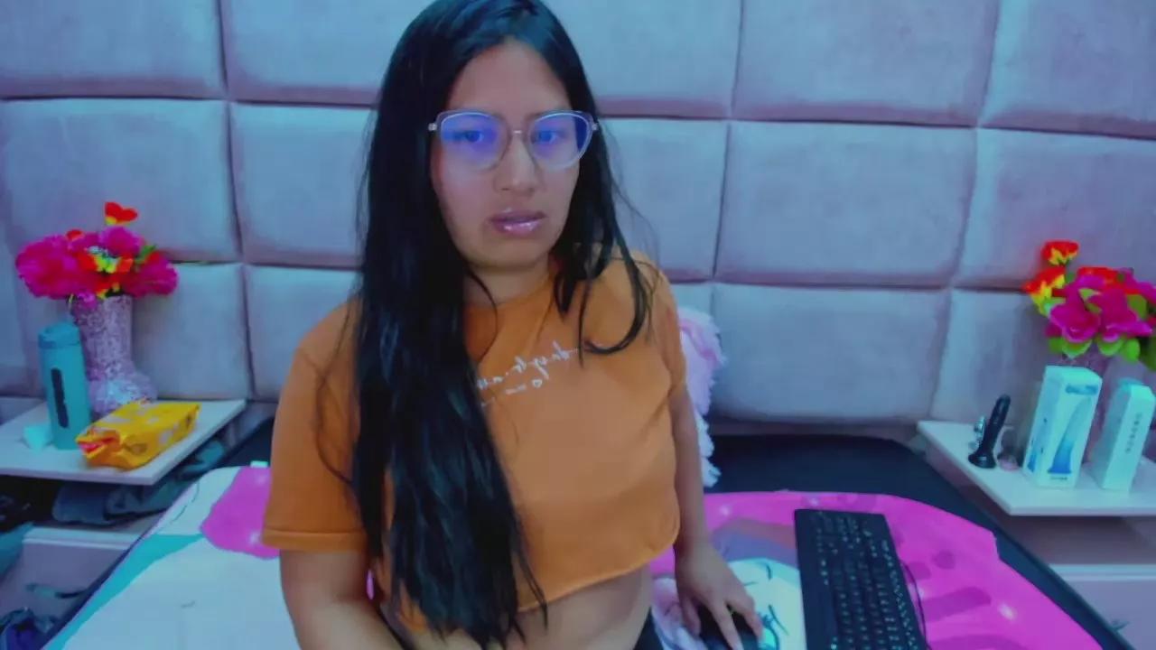 Miaa_Smith on Cam4 
