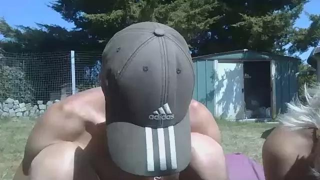 mickredge on Cam4 
