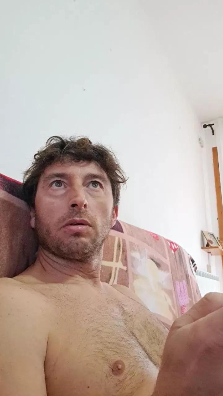 Mirko290180 on Cam4 