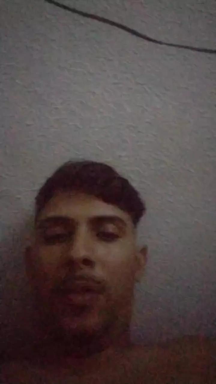 Mlkdotado200 on Cam4 