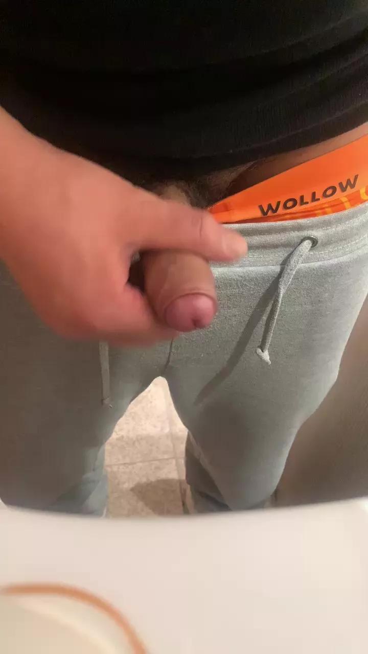 mmmmm895 on Cam4 
