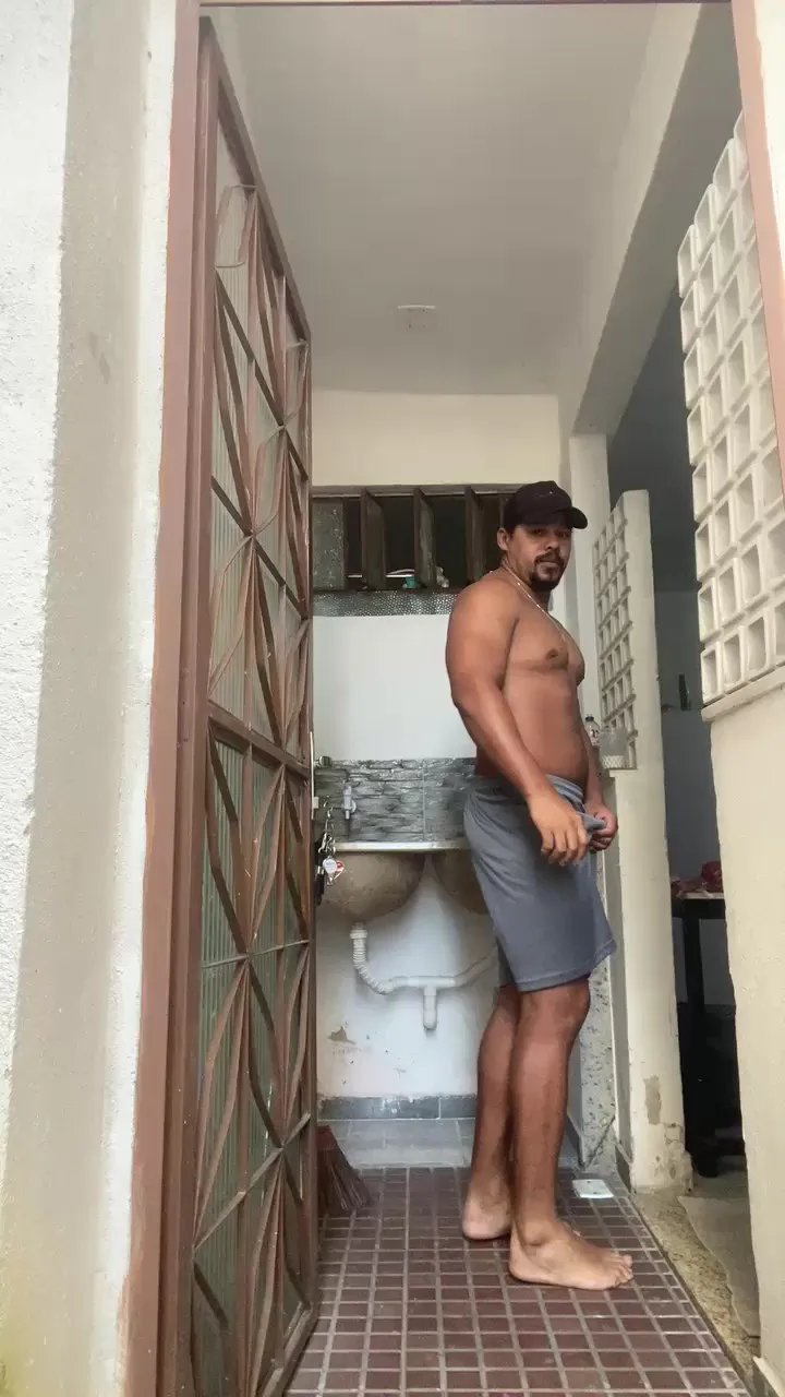 Morenonicexxxl on Cam4