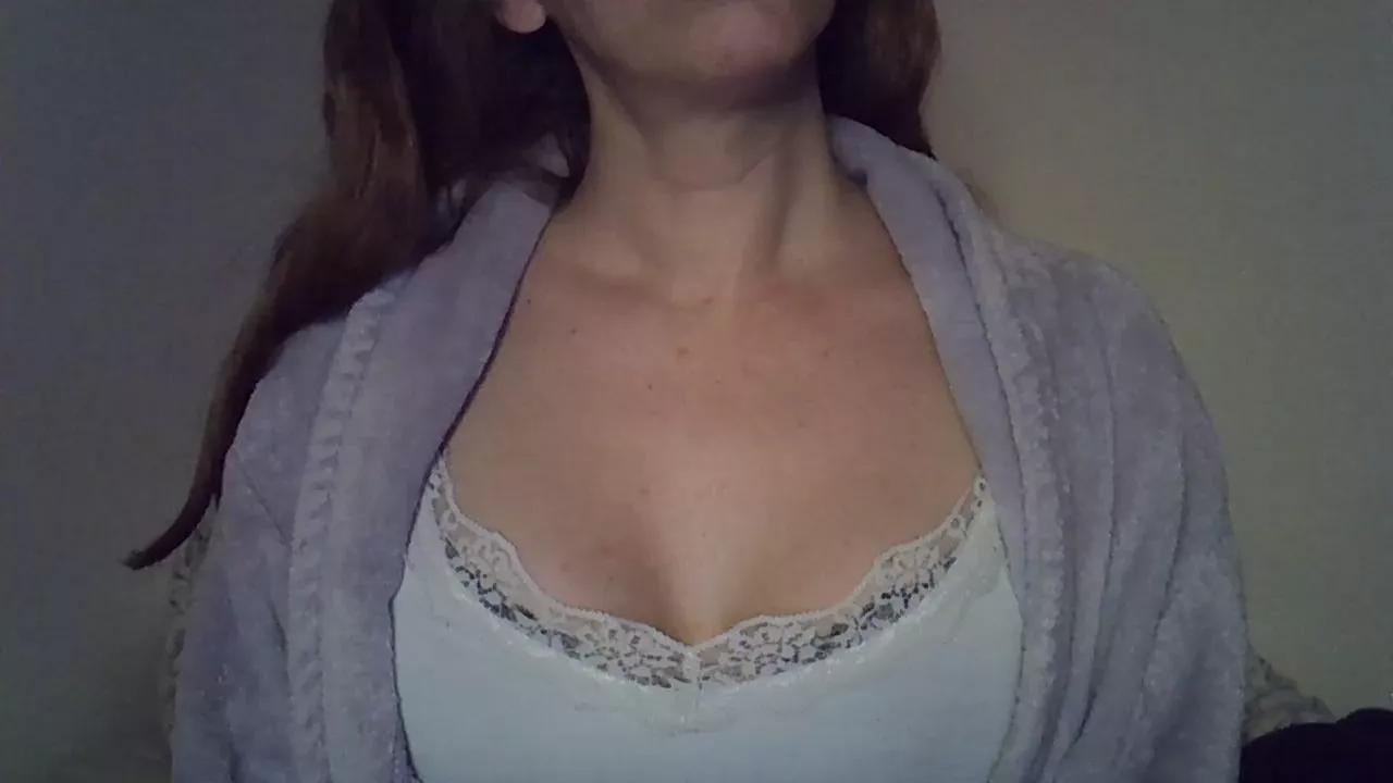 naughtyxana on Cam4 