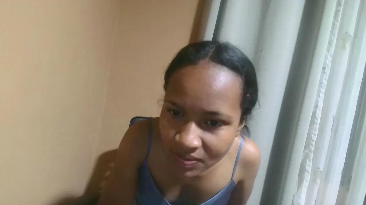 Nieliah_84 — Freechat on Cam4