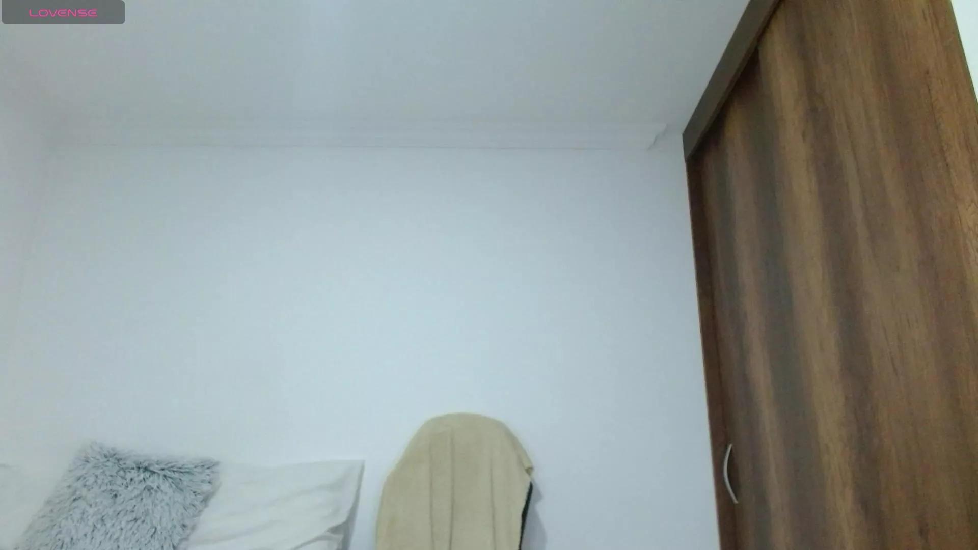 noah_jhonsonn on Cam4 
