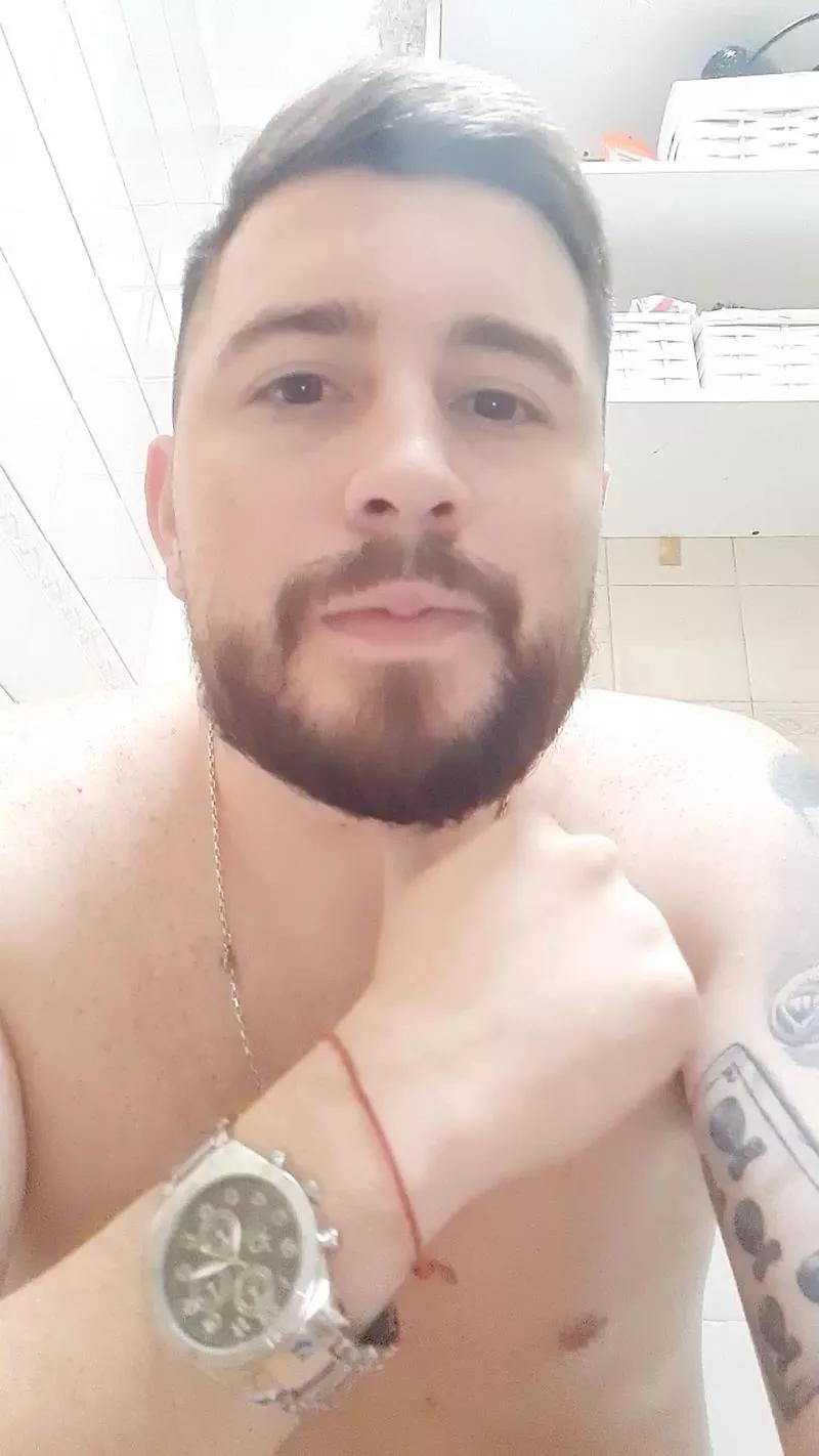 Papionfire on Cam4 
