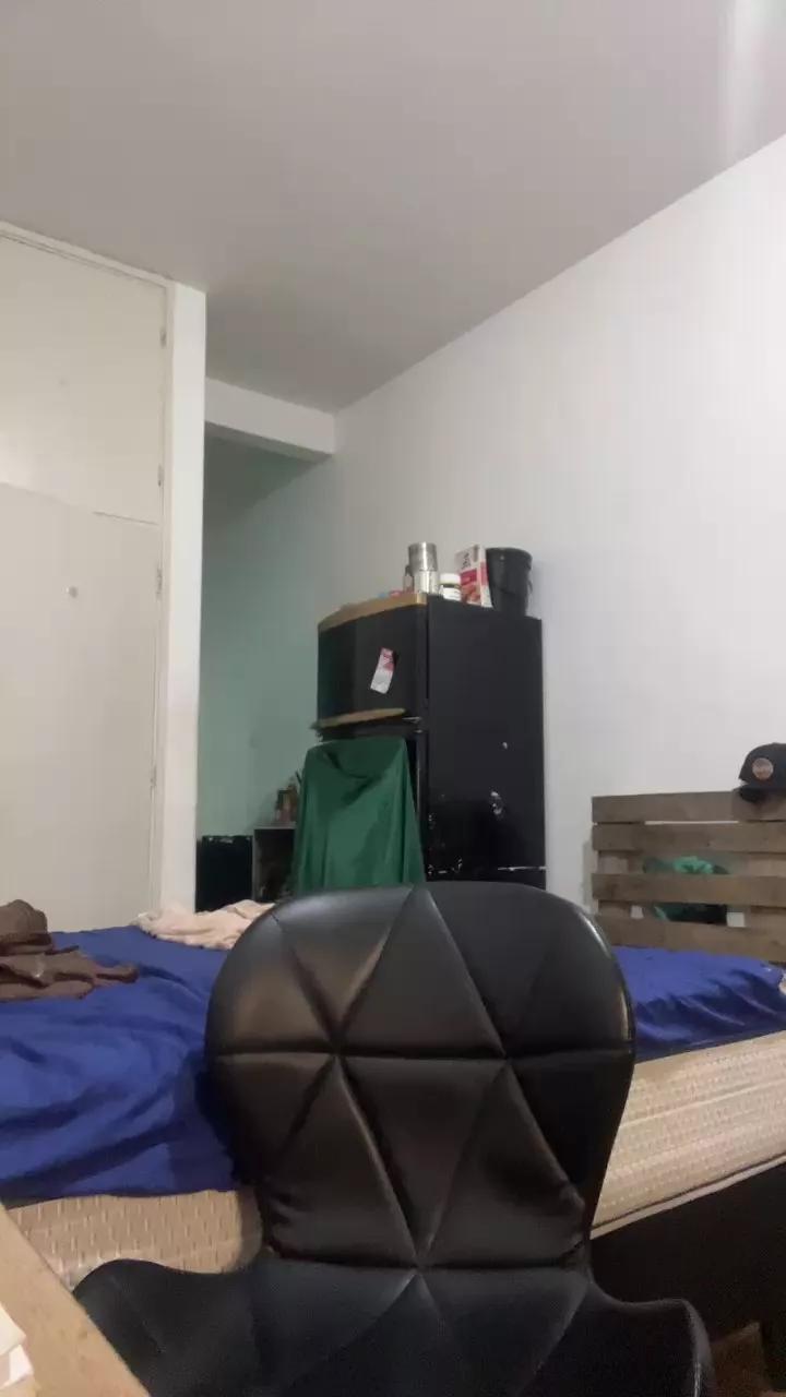pedro5946 on Cam4 