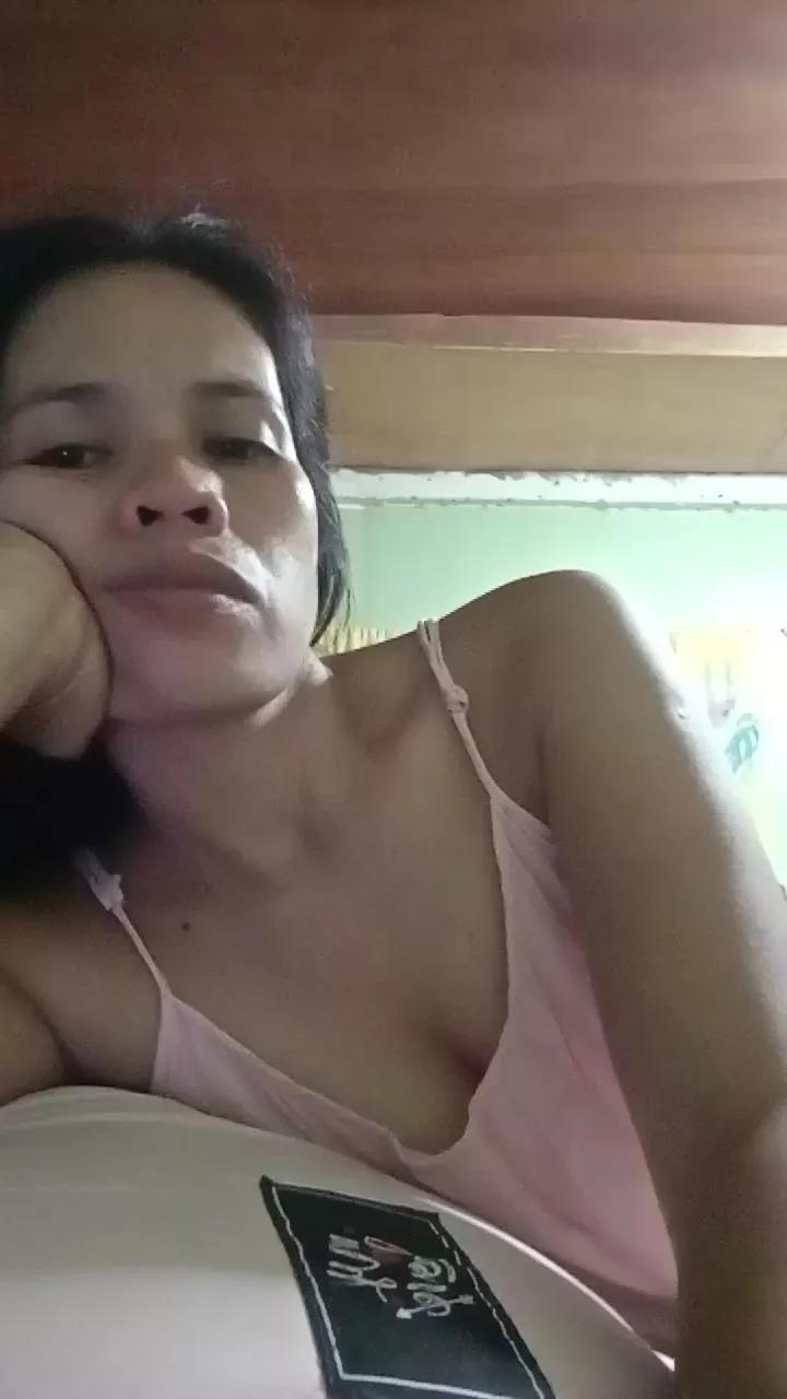 petiteprincess3 on Cam4 