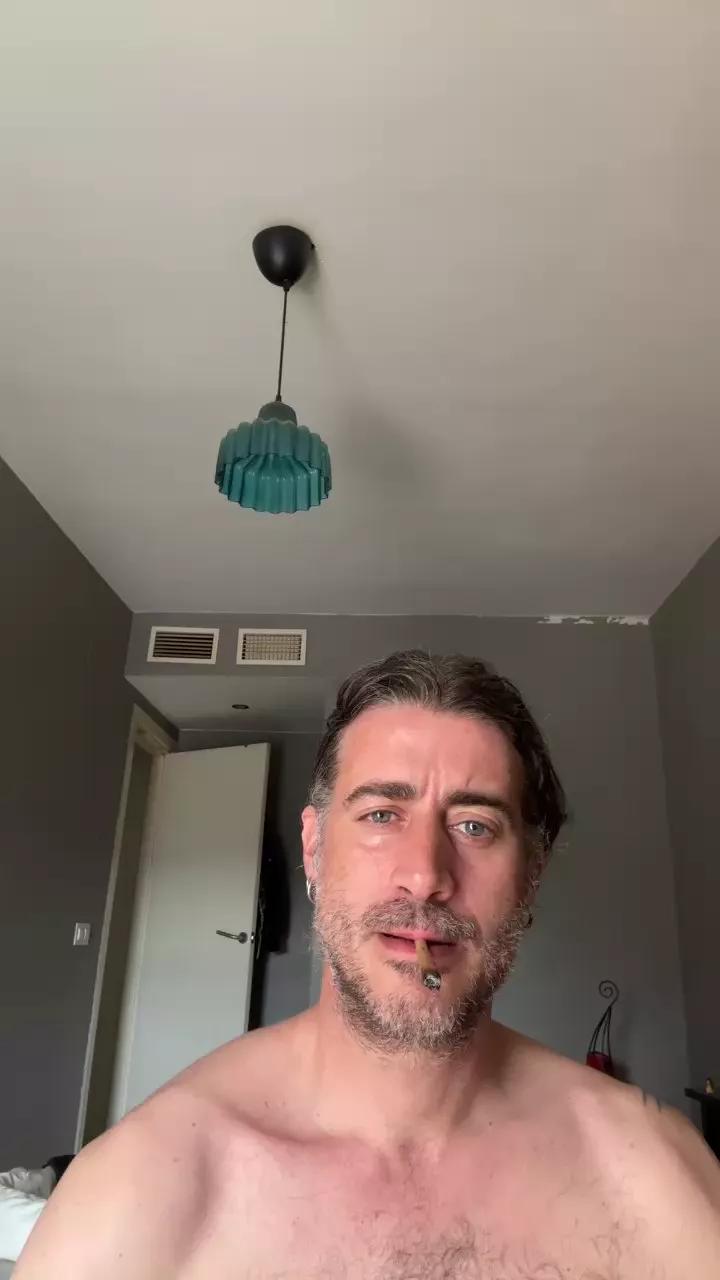Pollon29_cm on Cam4 