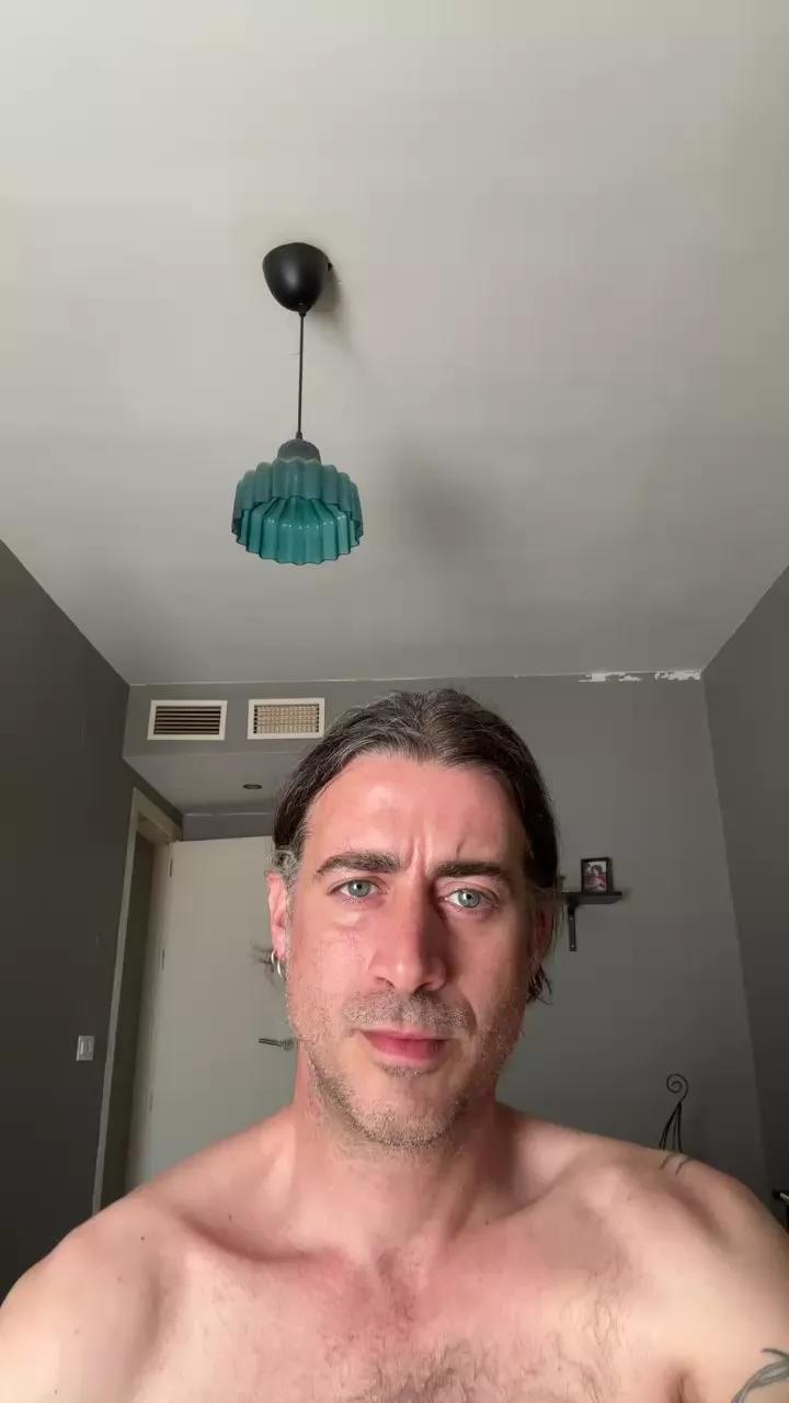 Pollon29_cm on Cam4 