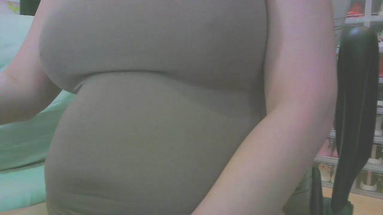 preggy4hire —  #pregnant #bigpussylips #milk #pussy #feet #squirt #masturbation