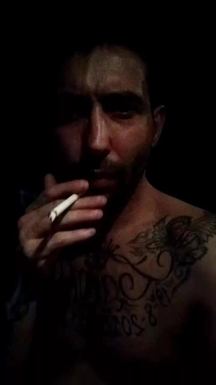 Prendio9999 on Cam4 