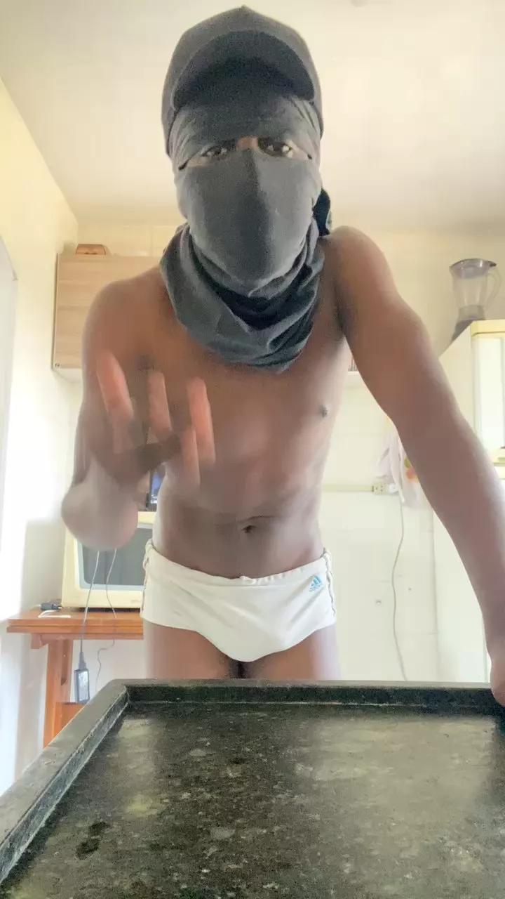 Preto4m on Cam4 