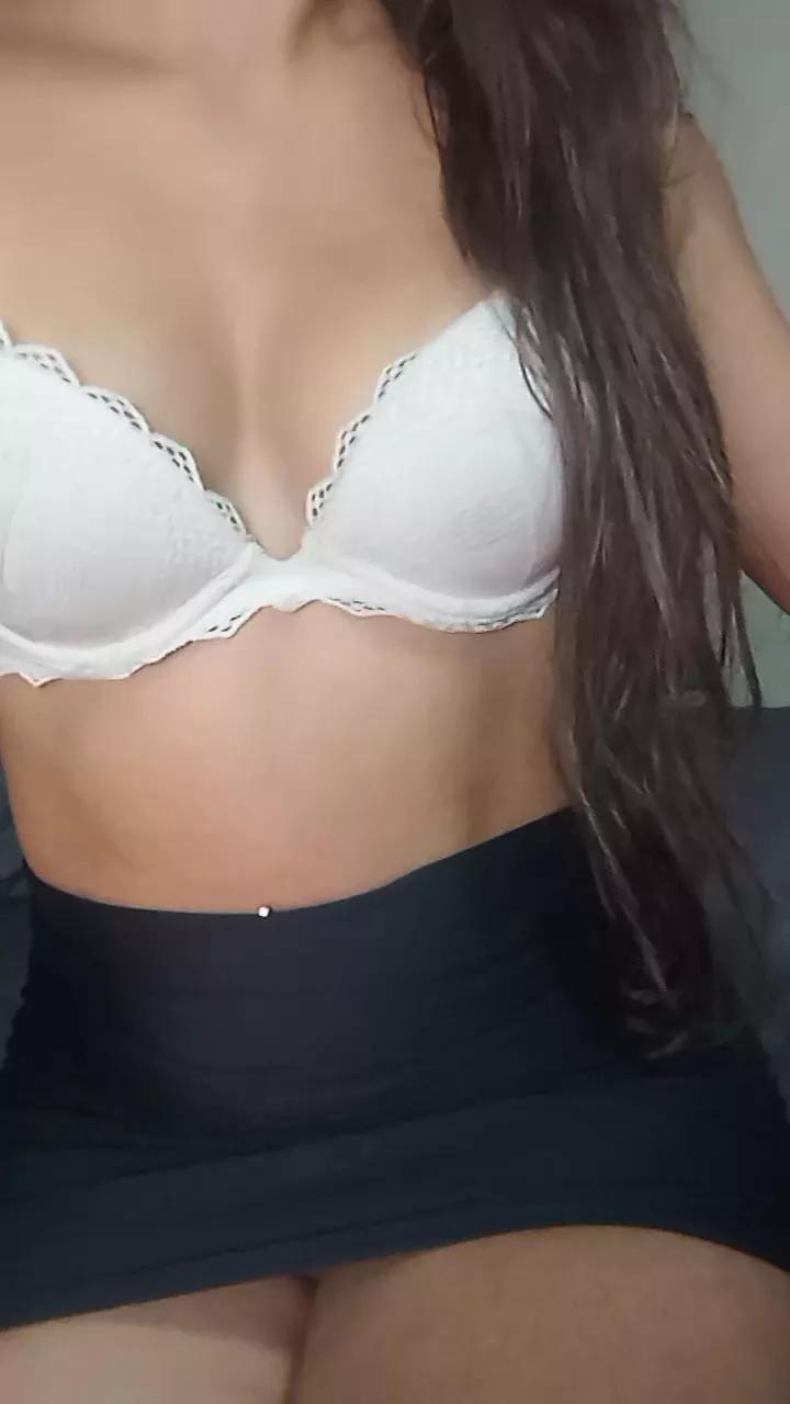 Princesinha_ty on Cam4 