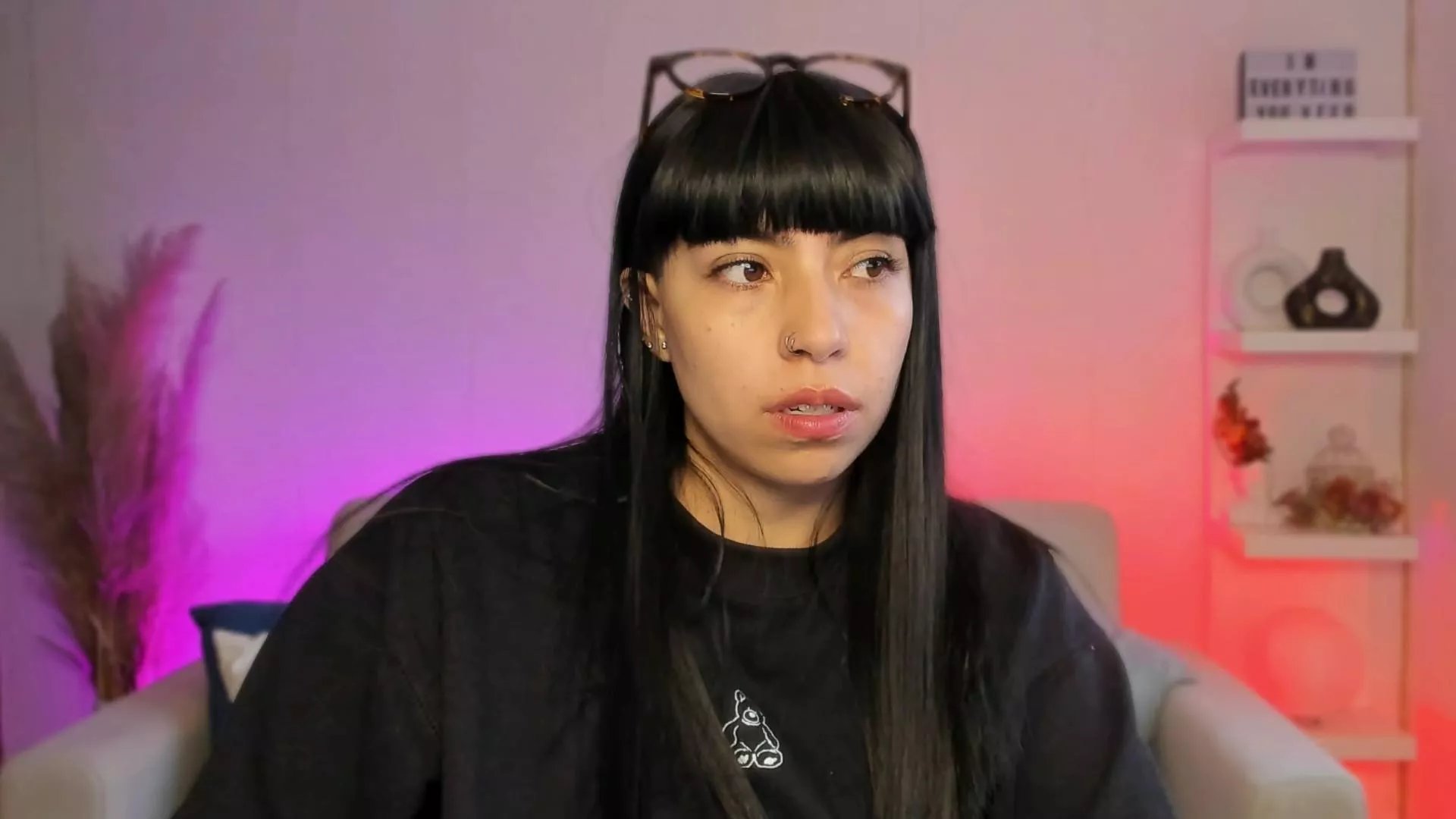 QueenDesiree on Cam4 