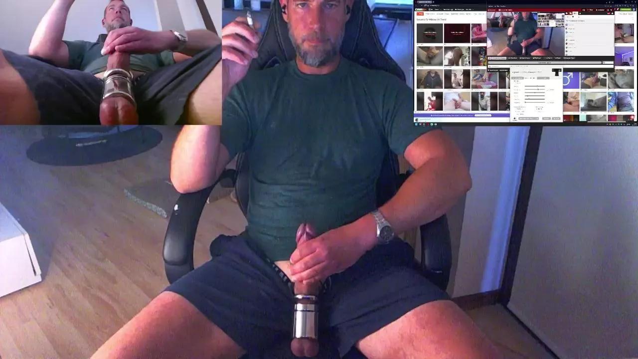 Reeper84 on Cam4 