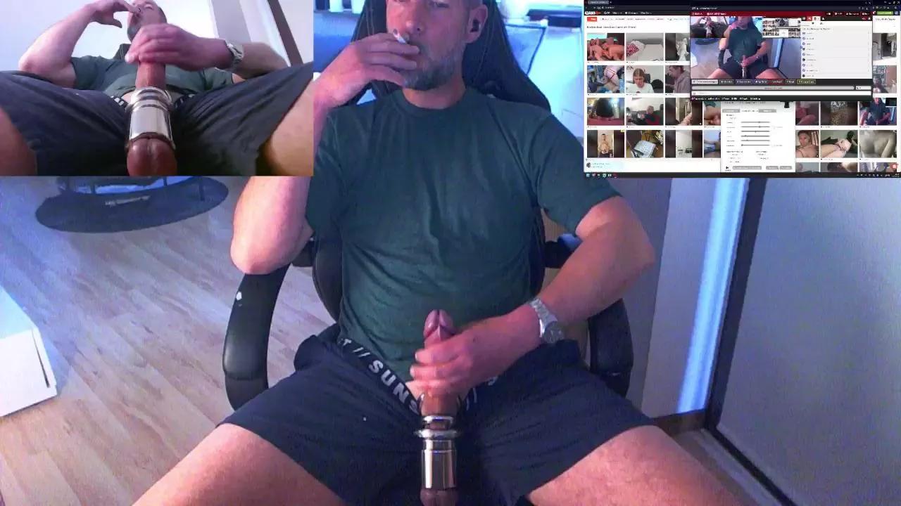 Reeper84 on Cam4 