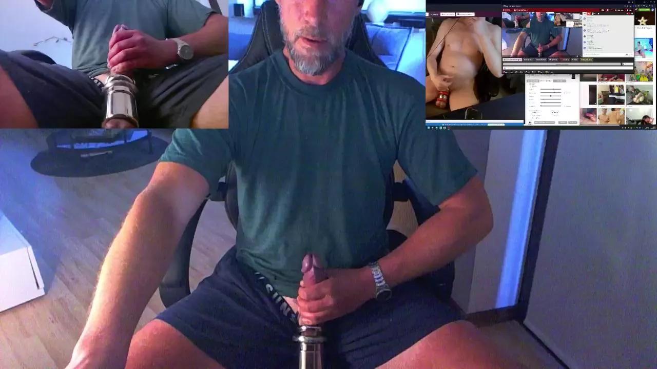 Reeper84 on Cam4 