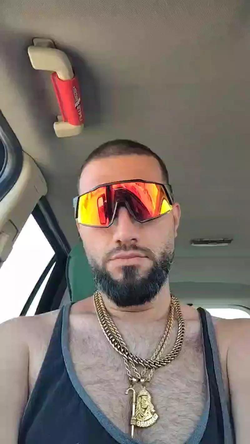 rex246 on Cam4 
