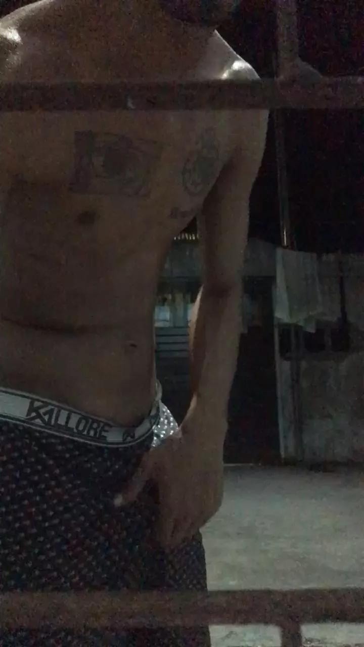 rodrigohot31 on Cam4 