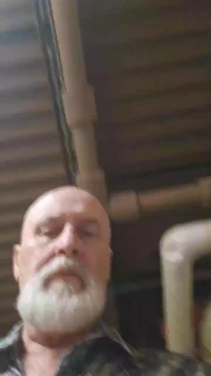 Rozznine on Cam4 