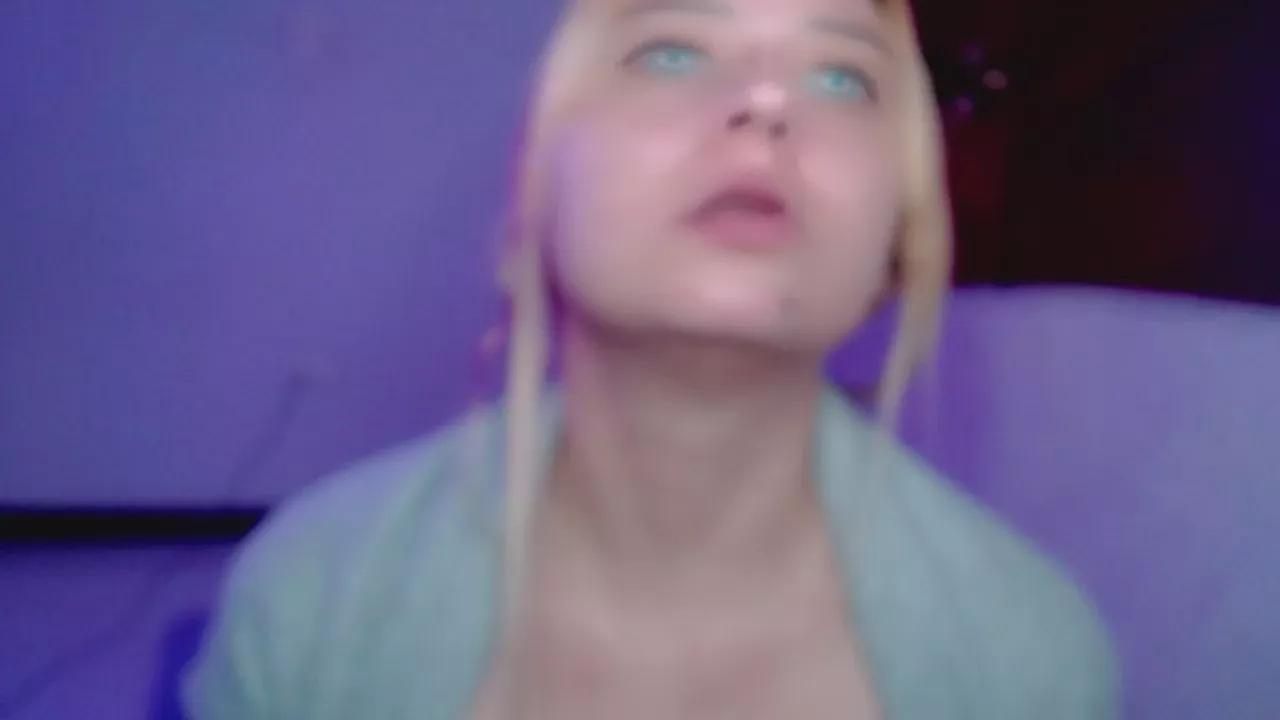 SabrinaOlson on Cam4 