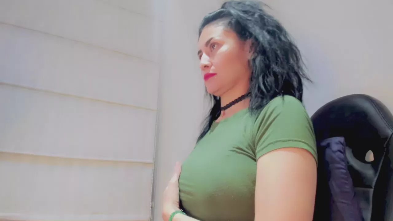 samantha_Laruso on Cam4 