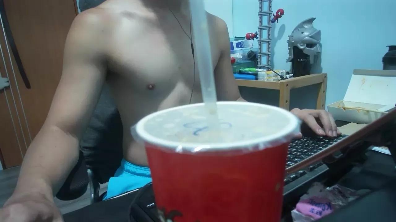 santimunez99 on Cam4 
