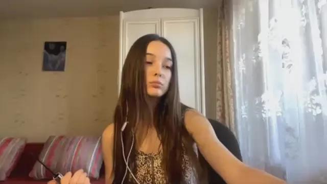 SaranBullert on Cam4 