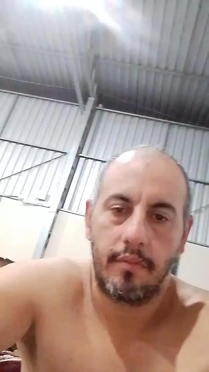 sedutor410 on Cam4 