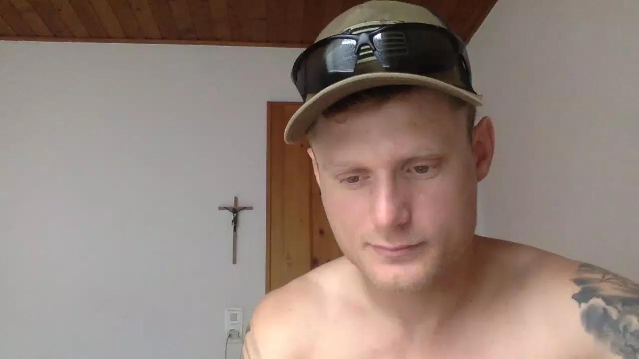 Sexyfreak1994 on Cam4 
