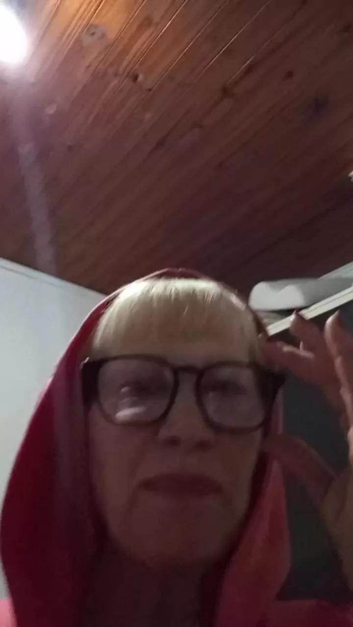 Sexymilf69_ on Cam4 