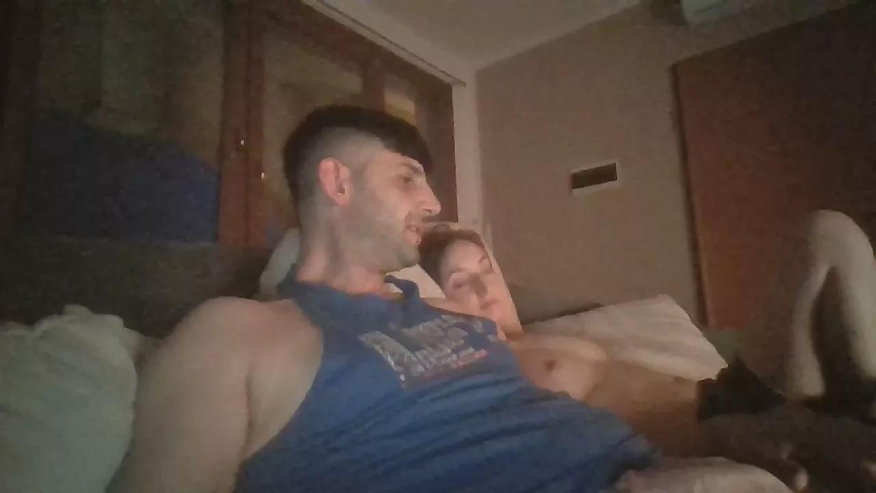 sexyteenandpapi on Cam4 