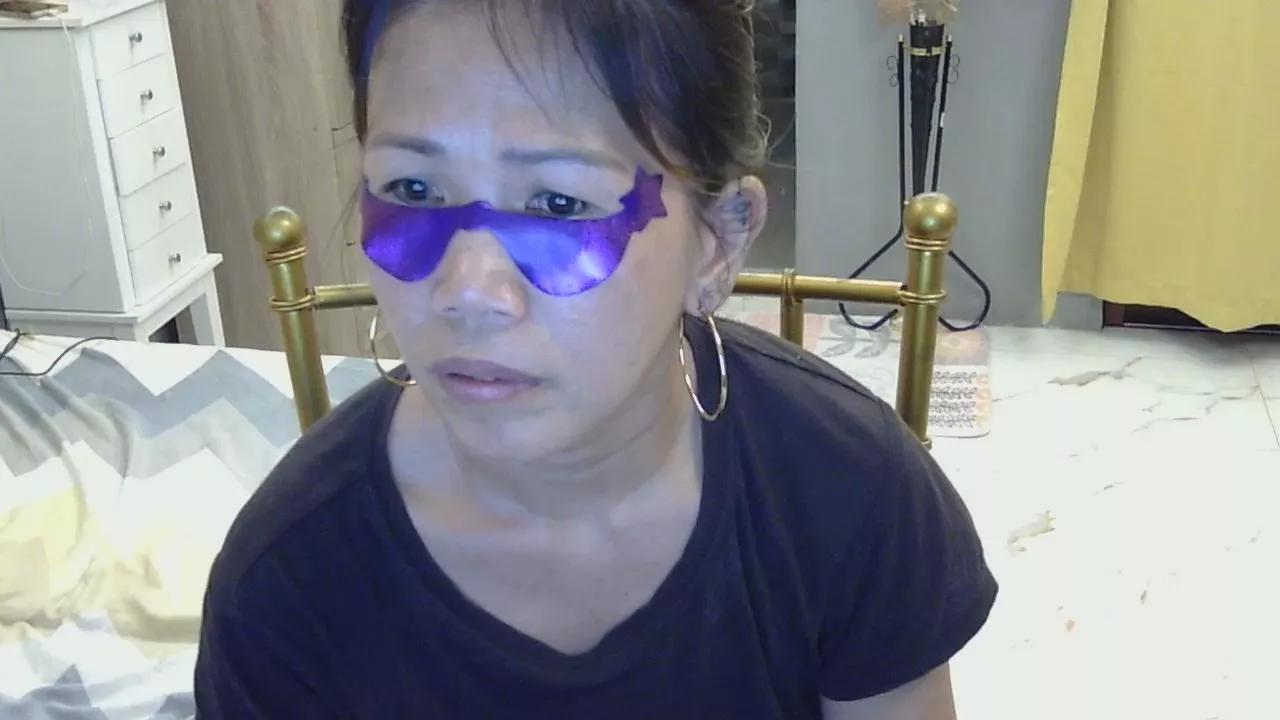 SkinLite on Cam4 