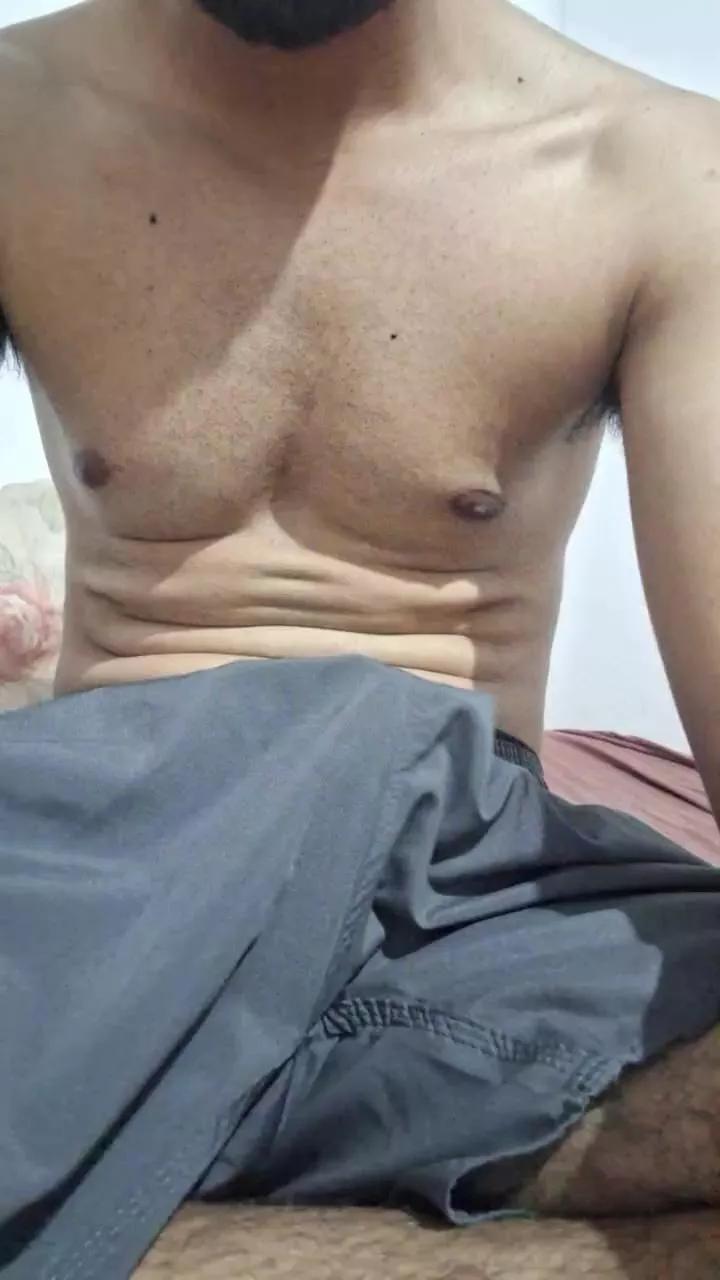 solteiro72 on Cam4 