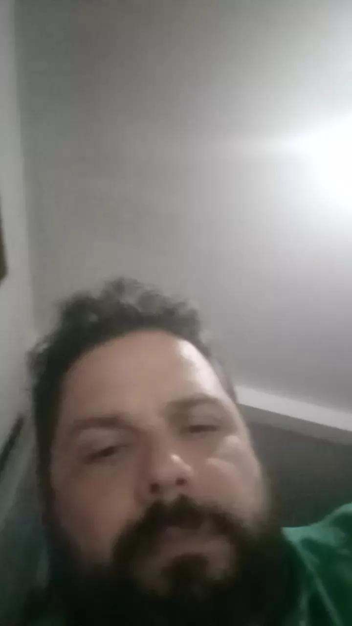 SouUber on Cam4 