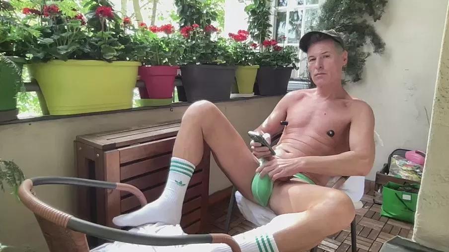 speedomuscle on Cam4 