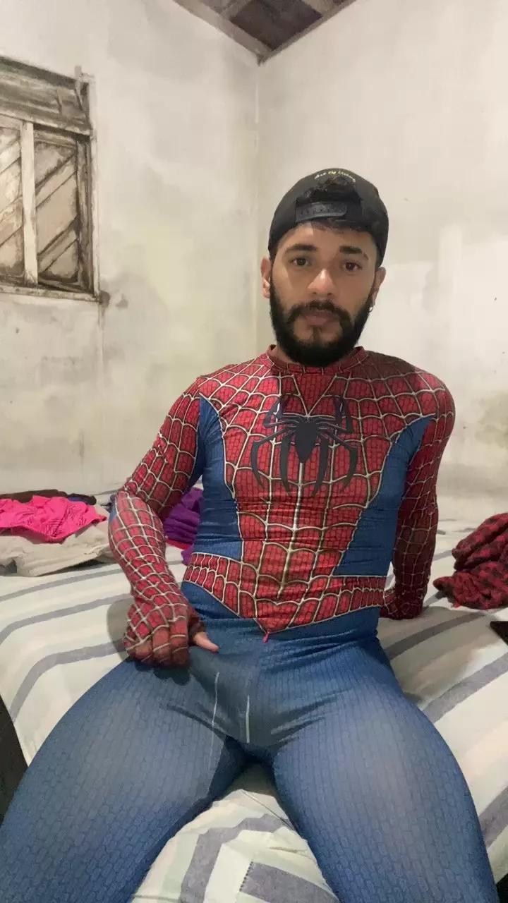 Spiderfindom on Cam4 
