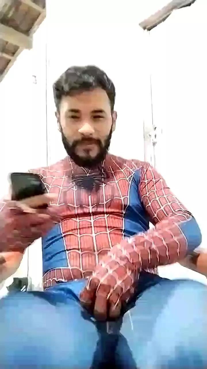 Spiderfindom on Cam4 