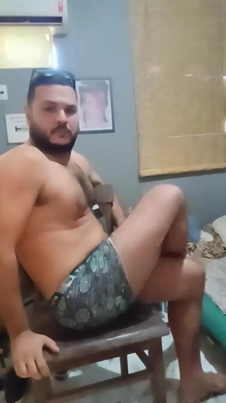SUBURBANOXXXRJ on Cam4 