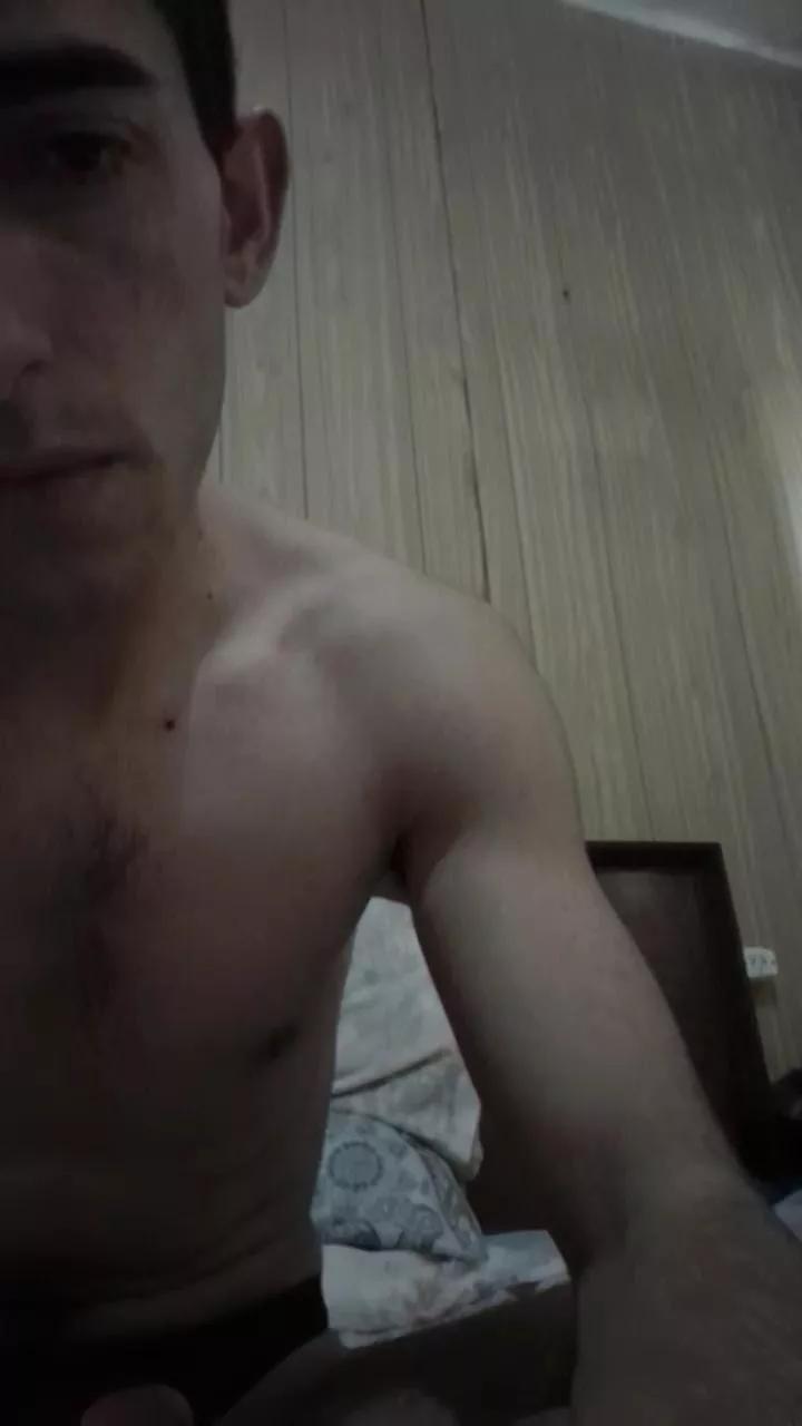 ToDoMarko on Cam4 