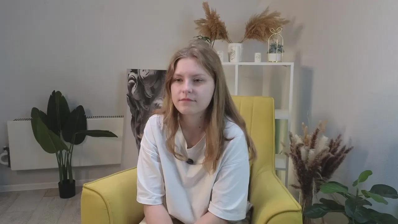 ToryHittman —  #armpits #masturbation #bigass #pawg #schoolgirl #striptease #cute