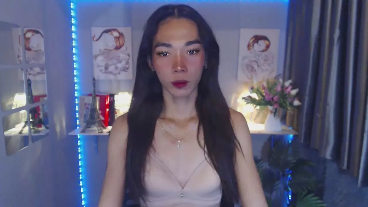 urlovelyalixza on Cam4