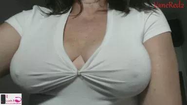 VanessaRed2 on Cam4 