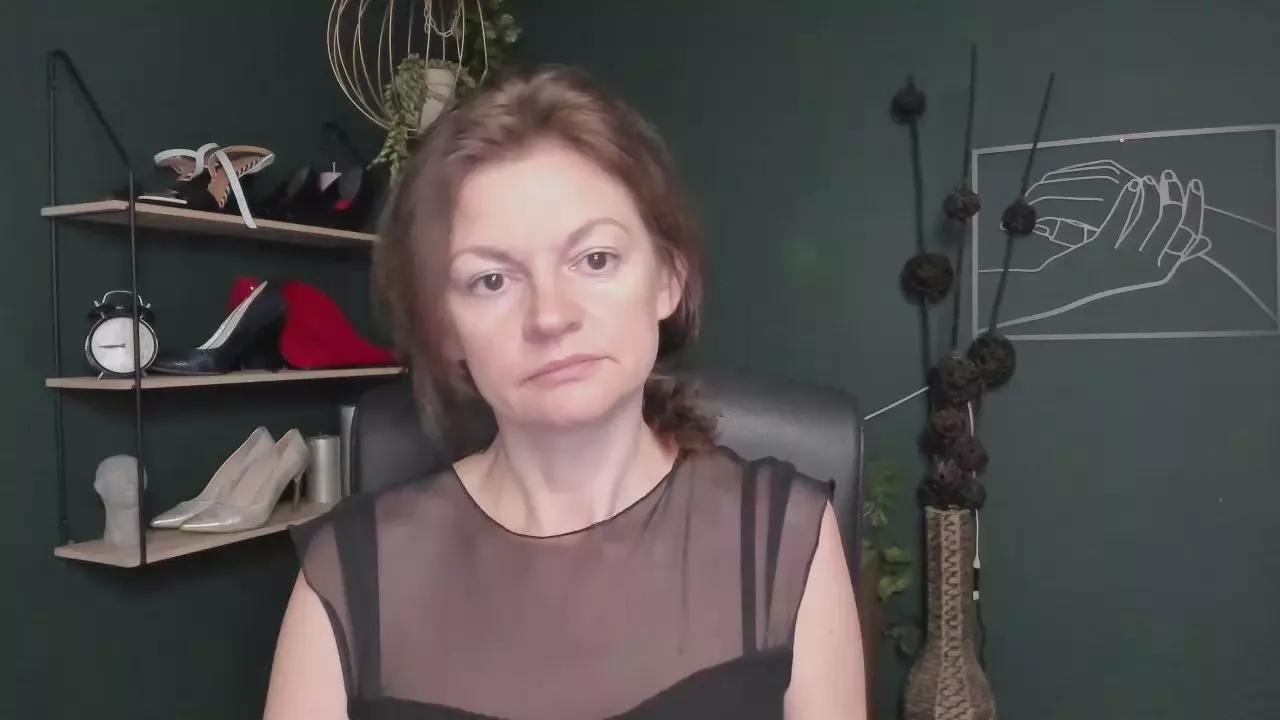 Vivian_Heart on Cam4 