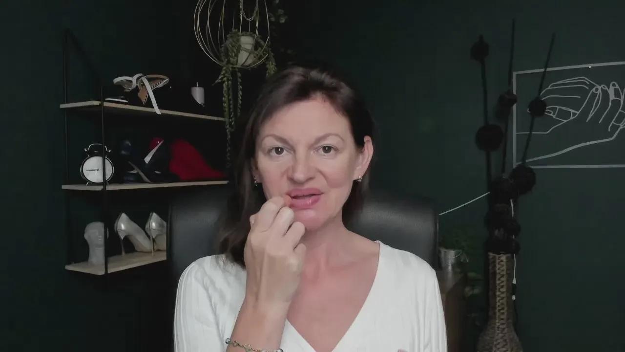 Vivian_Heart on Cam4 