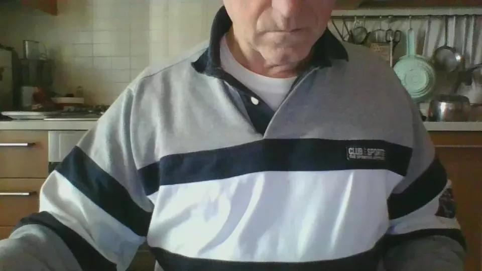 wolf_free on Cam4 