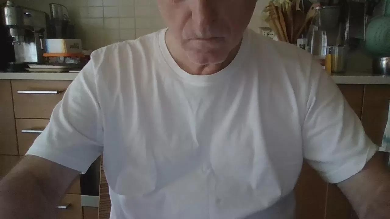 wolf_free on Cam4 