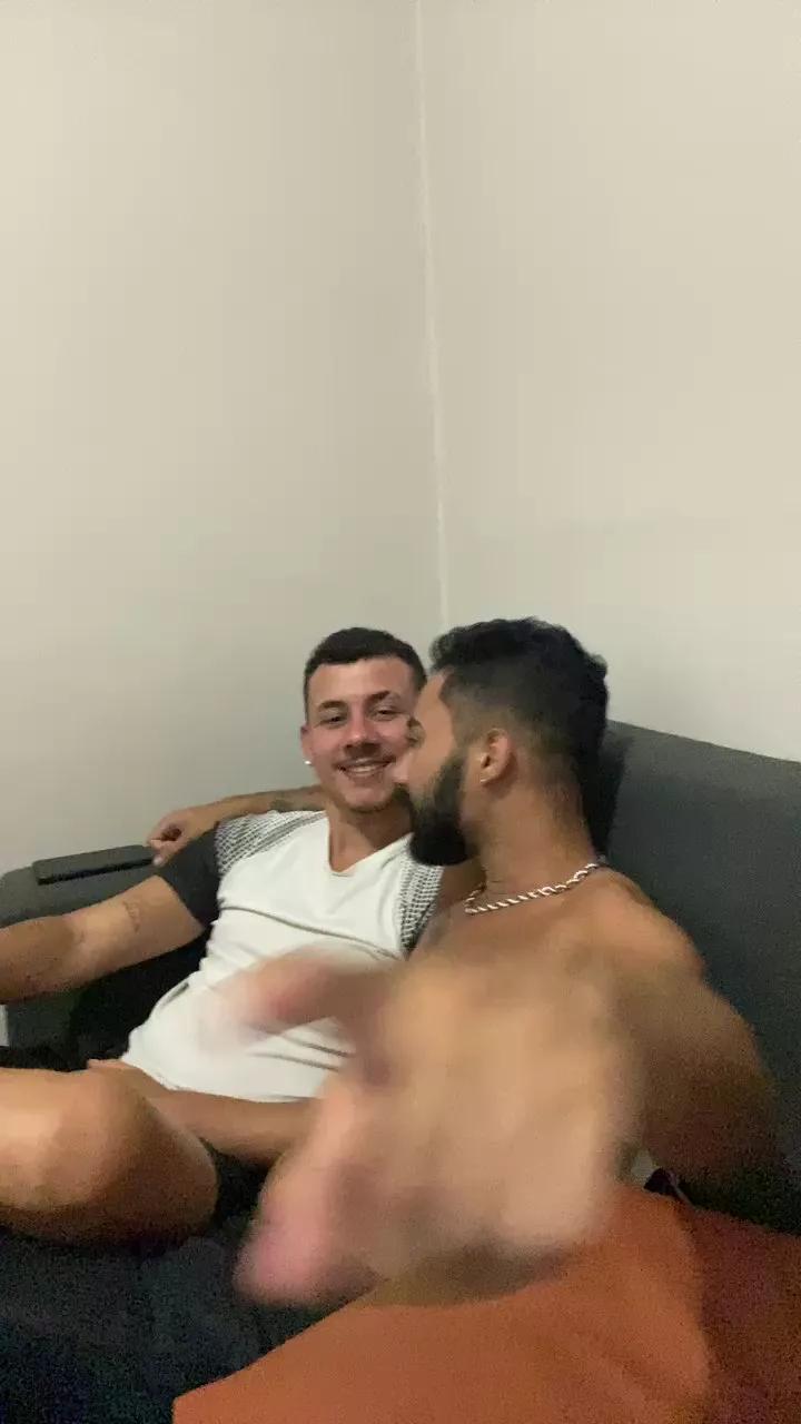 young_safado on Cam4 